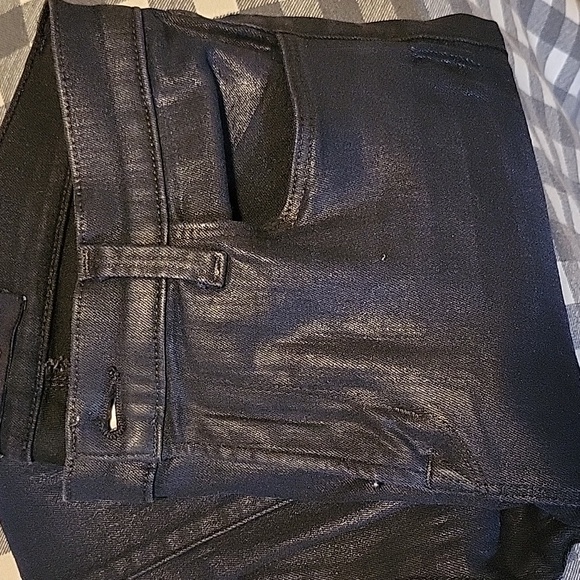 J Brand ALANA High Rise Jeans - Picture 10 of 10